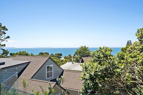 Photo of property in 15 Park Rise, Campbells Bay, Auckland, 0630