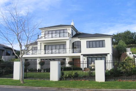Photo of property in 46 Brooke Ridge Rise, East Tamaki Heights, Auckland, 2016