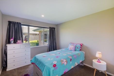 Photo of property in 6 Styx River Place, Spencerville, Christchurch, 8083