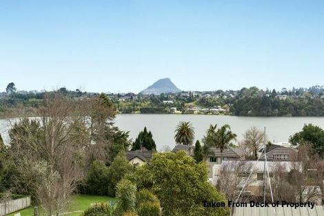 Photo of property in 2 Keam Way, Welcome Bay, Tauranga, 3112