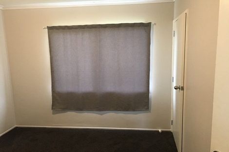 Photo of property in 1/20 Solveig Place, Randwick Park, Auckland, 2105