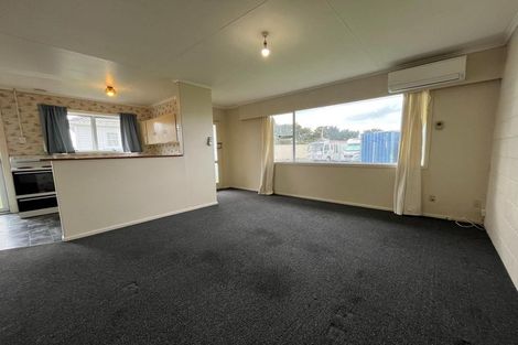 Photo of property in 44 Cambridge Street, Levin, 5510