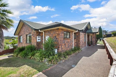 Photo of property in 13 Zeus Avenue, Henderson, Auckland, 0612
