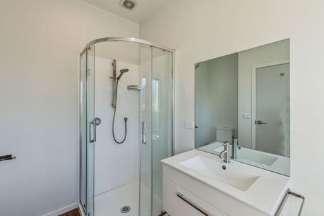 Photo of property in 21c Margaret Road, Raumati Beach, Paraparaumu, 5032