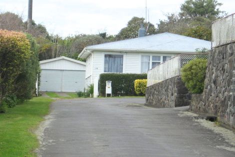 Photo of property in 97a Pioneer Road, Moturoa, New Plymouth, 4310