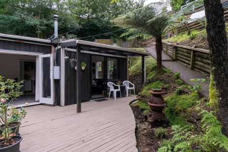 Photo of property in 56 Tilley Road, Paekakariki, 5034