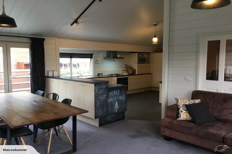 Photo of property in 130 Cannon Hill Crescent, Mount Pleasant, Christchurch, 8081