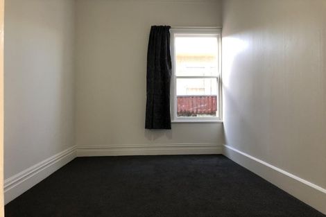 Photo of property in 152 Featherston Street, Palmerston North, 4410