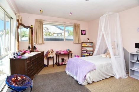 Photo of property in 60a Main North Road, Woodend, 7610