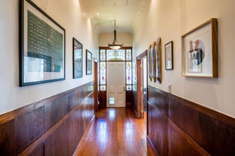 Photo of property in 18a Stone Street, Miramar, Wellington, 6022