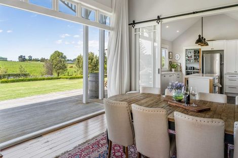 Photo of property in 111 Wharf Road, Clarks Beach, Pukekohe, 2679