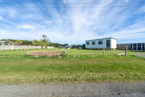 Photo of property in 62 Dover Street, Orepuki, Riverton, 9881