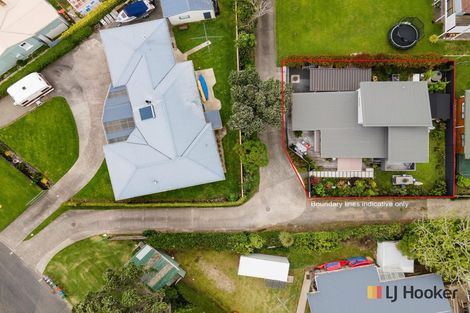 Photo of property in 35 Waione Avenue, Athenree, Waihi Beach, 3177