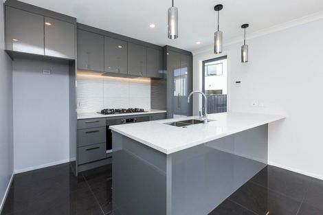 Photo of property in 1 Mawai Hakona Drive, Wallaceville, Upper Hutt, 5018