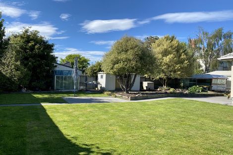 Photo of property in 8 Renwick Place, Hillmorton, Christchurch, 8025