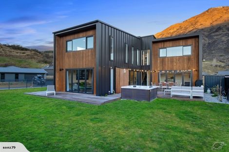 Photo of property in 18 Sandford Terrace, Lower Shotover, Queenstown, 9304