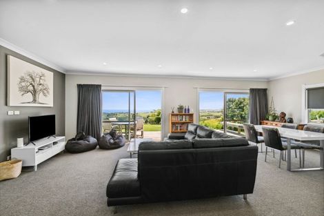 Photo of property in 167 Wairau Road, Kaitake, New Plymouth, 4374