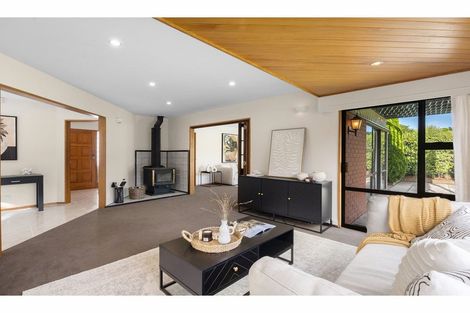 Photo of property in 5 Lancewood Drive, Halswell, Christchurch, 8025