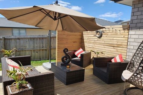 Photo of property in 35 Harriet Johnston Drive, Pokeno, 2402