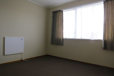 Photo of property in 43 Pisces Road, Glen Eden, Auckland, 0602