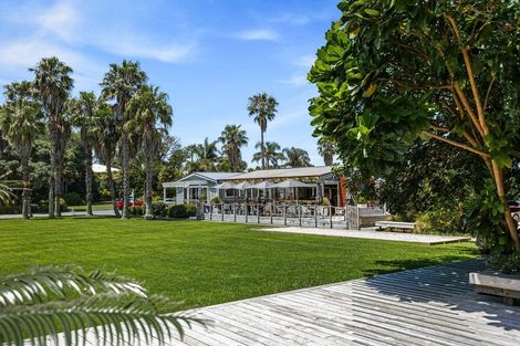 Photo of property in 96 Eaves Bush Parade, Orewa, 0931