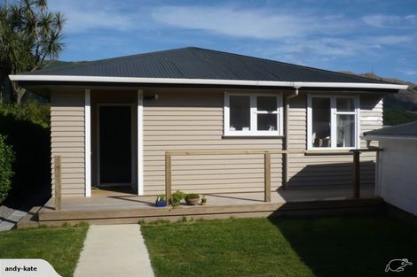 Photo of property in 57a Ranui Terrace, Tawa, Wellington, 5028