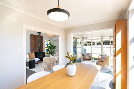 Photo of property in 25 Chester Street, Taradale, Napier, 4112