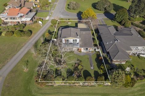 Photo of property in 65 Links View Drive, Omokoroa, 3114