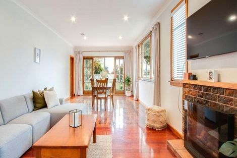 Photo of property in 215 Park Road North, Parkvale, Hastings, 4122