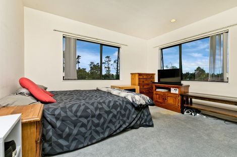 Photo of property in 46 Vintage Drive, Henderson, Auckland, 0612