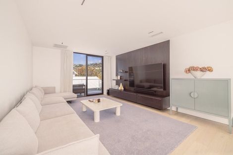 Photo of property in 8a Beachville Road, Redcliffs, Christchurch, 8081