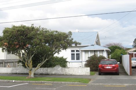 Photo of property in 2 Pilmuir Street, Hutt Central, Lower Hutt, 5010