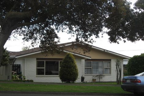 Photo of property in 108 Govett Avenue, Frankleigh Park, New Plymouth, 4310