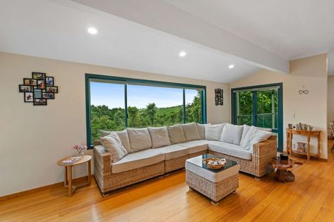 Photo of property in 365 Oneriri Road, Kaiwaka, 0573