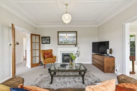 Photo of property in 30 Izard Road, Khandallah, Wellington, 6035