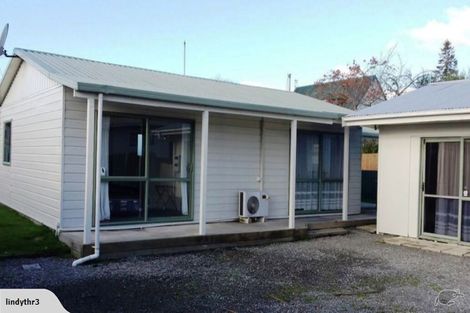 Photo of property in 8c Farnworth Avenue, Holdens Bay, Rotorua, 3010
