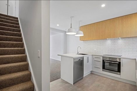 Photo of property in 5/10 New Brighton Road, Shirley, Christchurch, 8061