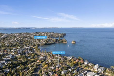 Photo of property in 1/5 Sharon Road, Waiake, Auckland, 0630