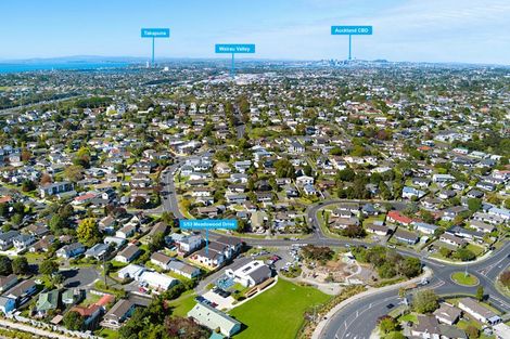 Photo of property in 53 Meadowood Drive, Unsworth Heights, Auckland, 0632