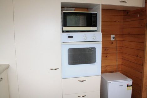 Photo of property in 2/24 Bernie Edwards Place, Botany Downs, Auckland, 2010