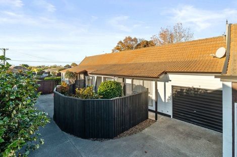 Photo of property in 2/321 Wairakei Road, Burnside, Christchurch, 8053