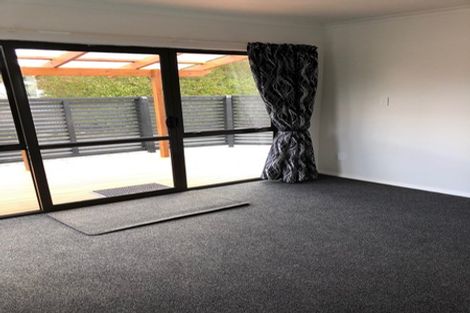 Photo of property in 1/15 Sturrocks Road, Redwood, Christchurch, 8051