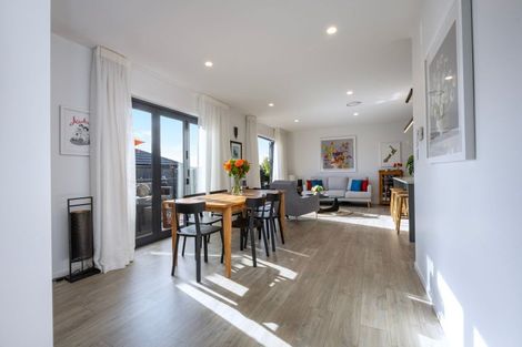 Photo of property in 18 Jane Maree Road, Kumeu, 0810