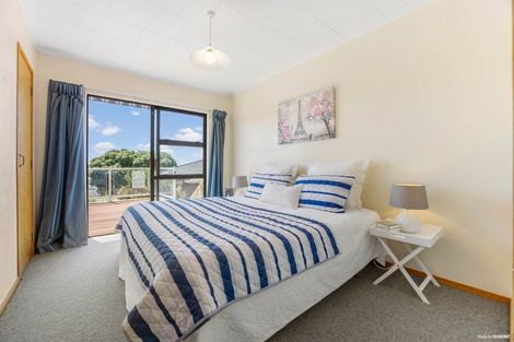 Photo of property in 4 Merehai Place, Snells Beach, 0920