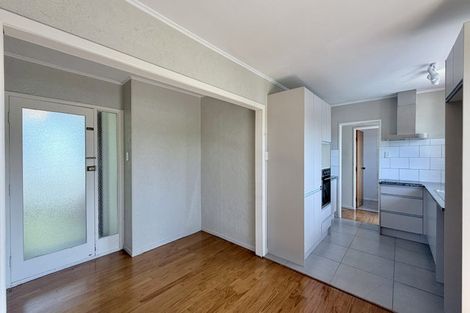 Photo of property in 10 Wordsworth Road, Manurewa, Auckland, 2102