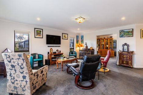 Photo of property in 17 Huka Heights Drive, Rangatira Park, Taupo, 3330