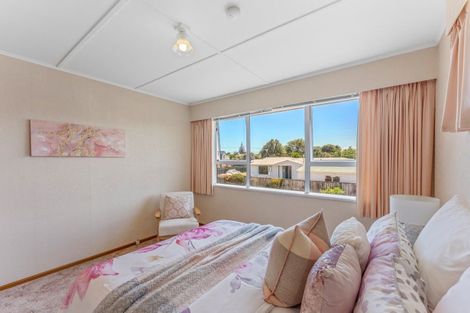 Photo of property in 10 Walton Road, Paraparaumu Beach, Paraparaumu, 5032
