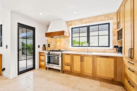 Photo of property in 6a Hall Avenue, Regent, Whangarei, 0112