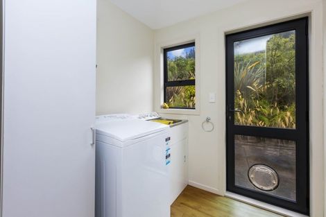 Photo of property in 182 Karapoti Road, Craigs Flat, Upper Hutt, 5372