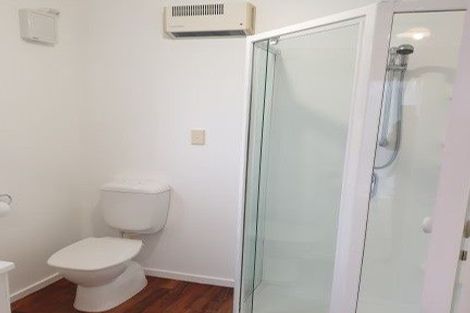 Photo of property in 2/14 Doris Gordon Crescent, Crofton Downs, Wellington, 6035